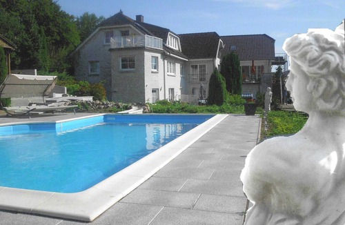 Sierksdorf Apartment | 4-room; VV 22 - Villa Vogelsang