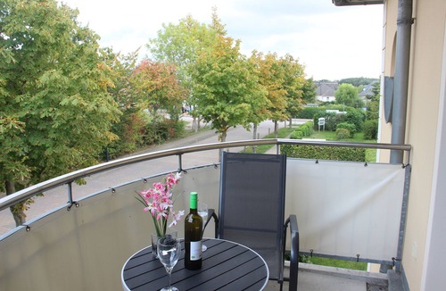 Redewisch Apartment | 4-star apartment near the beach with two balconies
