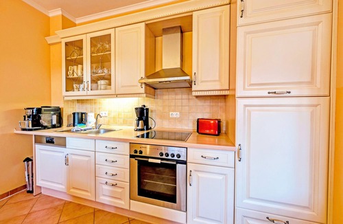 Ostseebad Kuhlungsborn Apartment | 4*Stars-luxury-Apartment with swimming pool & spa directly at the beach
