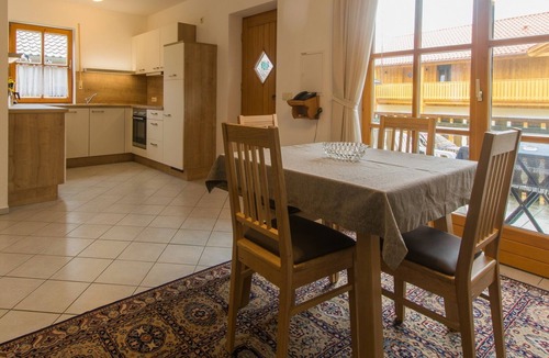Passau Apartment | 4-Sterne 60qm große FeWo mit großer Wohnküche und WLAN