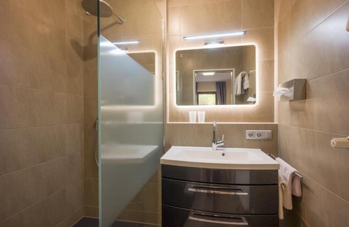 Oberaudorf Apartment | 4 Sterne Erkerwohnung mit dem Panoramablick Sauna Spülmaschine neues Bad Wlan