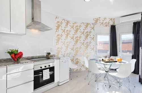 Poblenou Apartment | 403 - 3BR Apartment with terrace @ Vila Olimpica
