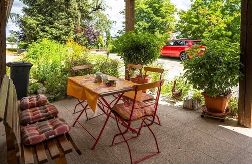 Moosbach Apartment | 41qm große 2-Zimmerwohnung mit Balkon für 2 bis 3 Personen