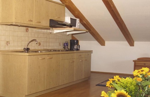 Bad Endorf Apartment | 43 m² Apartment ∙ 2 guests