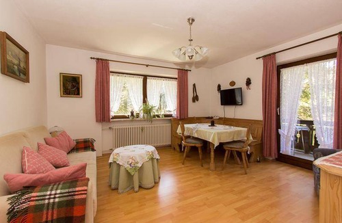 Weissbach an der Alpenstrasse Apartment | 45 m² Apartment ∙ 2 bedrooms ∙ 4 guests