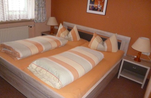 Bad Goegging Apartment | 45 m² Apartment ∙ 1 bedroom ∙ 3 guests