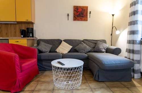 Weissenstadt Apartment | 45qm-große Ferienwohnung im 1. Stock mit Blick zum Wald