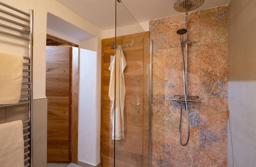 Kirchbichl Apartment | 46 m² Apartment ∙ 2 bedrooms ∙ 4 guests