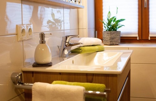 Bernau am Chiemsee Apartment | 49 m² Apartment ∙ 2 bedrooms ∙ 2 guests