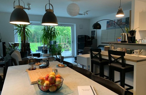 Josephsburg Bed & Breakfast | 4PAX Chill Room in Beautiful House Oasis Munich. Close to the City & Munich Fair
