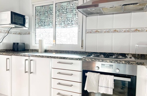 Vilanova I la Geltru Apartment | 5-Bedroom apartment close to the sea, outdoor space, A/C
