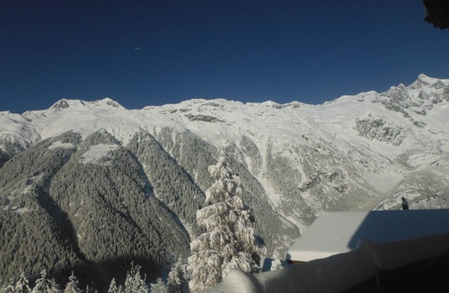 Bellwald Ski Chalet | 5* Family Chalet with breathtaking mountain view