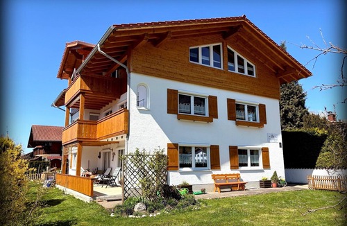 Buching Apartment | 5* Lory vacation apartment with castle and panoramic views