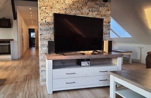 Mellenthin Apartment | 5 star vacation apartment Dewichow with water view & WLAN - Ferienwohnung Dewichow