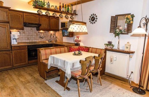 Burgberg Apartment | 50 m² Apartment ∙ 2 bedrooms ∙ 3 guests