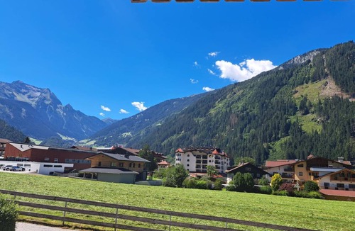 Mayrhofen Apartment | 50 m² Apartment ∙ 1 bedroom ∙ 4 guests