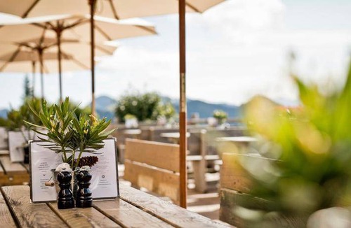 Rottach-Egern Bed & Breakfast | 50 m² Bed and breakfast ∙ 24 guests