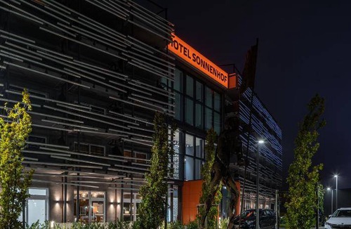 Gersthofen Hotel | 52 m² Hotel ∙ 8 guests