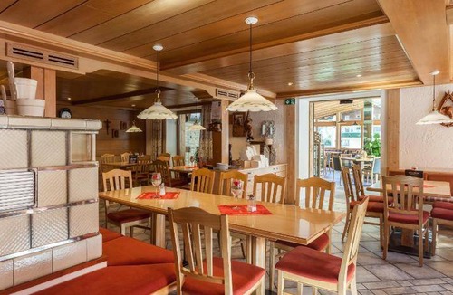 Elbigenalp Apartment | 53 m² Apartment ∙ 6 guests