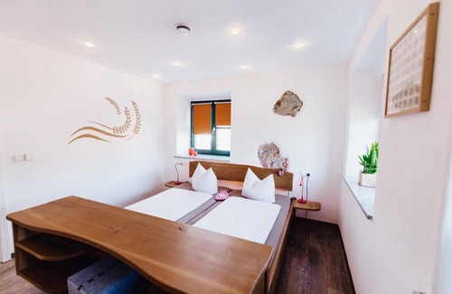Schwarzach b. Nabburg Apartment | 54 m² Apartment ∙ 1 bedroom ∙ 2 guests