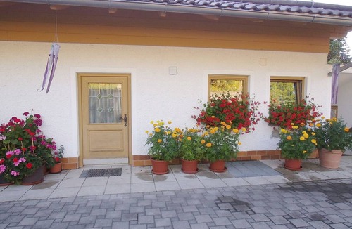 Viechtach Apartment | 54 m² Apartment ∙ 2 bedrooms ∙ 5 guests
