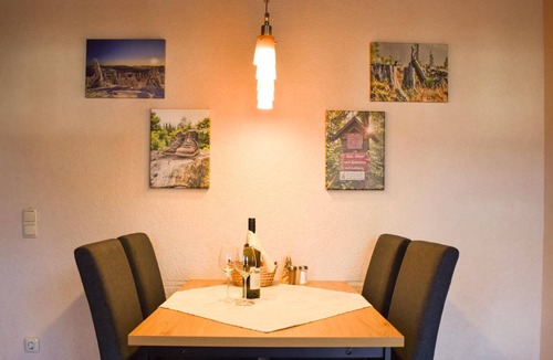 Schwarzenbach Apartment | 55 m² Apartment ∙ 2 bedrooms ∙ 2 guests