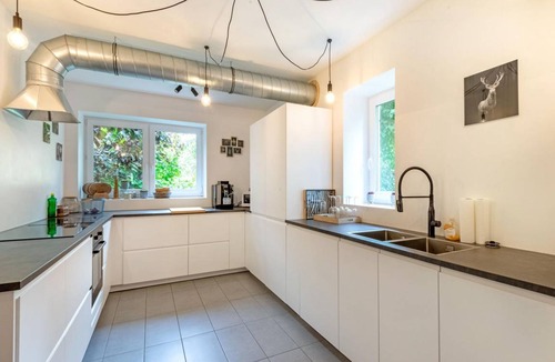 Pettneu am Arlberg House | 580 m² House ∙ 14 bedrooms ∙ 26 guests