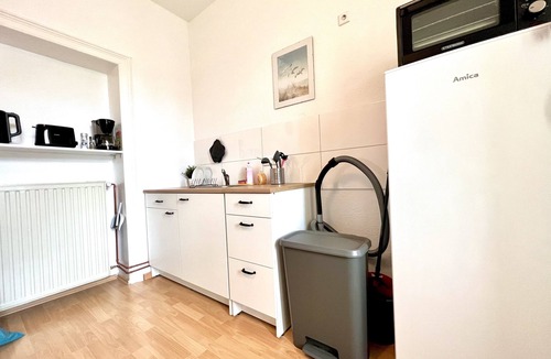 Emst Apartment | 6 beds with double bed, 4min to the A45, balcony, central Hagen Süd, free parking