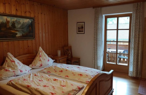 Weissbach an der Alpenstrasse Apartment | 60 m² Apartment ∙ 2 bedrooms ∙ 4 guests