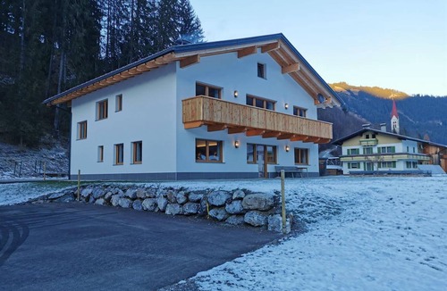 Holzgau Apartment | 60 m² Apartment ∙ 2 bedrooms ∙ 5 guests