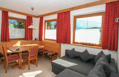 Kaltenbach Apartment | 60 m² Apartment ∙ 2 bedrooms ∙ 6 guests