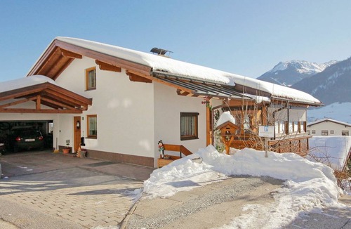 Oberperfuss Apartment | 60 m² Apartment ∙ 2 bedrooms ∙ 5 guests