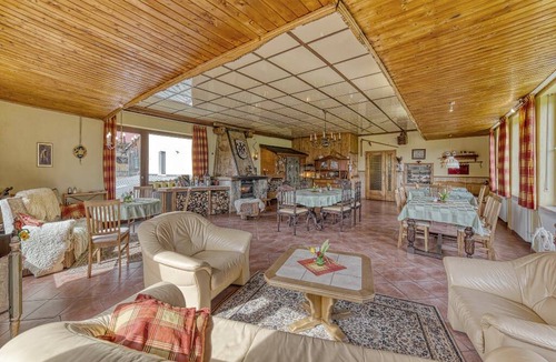 Haidmuhle House | 600 m² Motel ∙ 6 bedrooms ∙ 18 guests