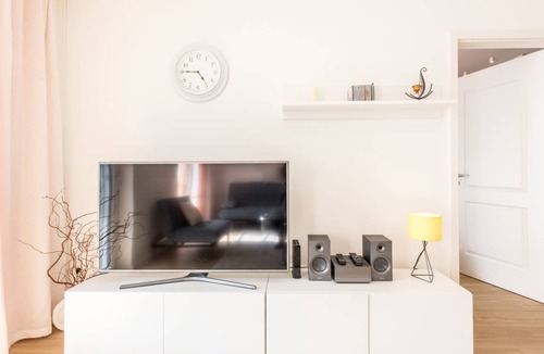 Bad Aibling Apartment | 61 m² Apartment ∙ 2 guests