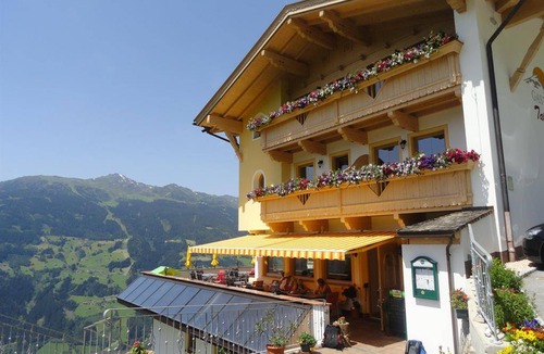 Distelberg Apartment | 62 m² Apartment ∙ 2 bedrooms ∙ 7 guests
