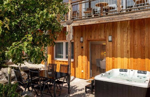 Ainring Apartment | 62 m² Serviced apartment ∙ 2 bedrooms ∙ 6 guests