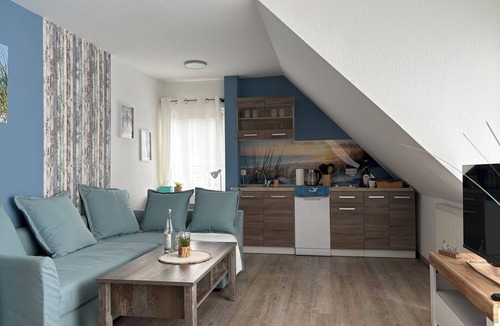 Leubnitz-Neuostra Apartment | 62m² junior suite with castle view and large roof terrace + free parking lot