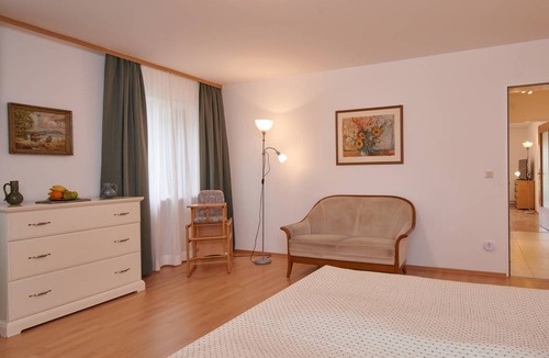 Bad Endorf Apartment | 63 m² Apartment ∙ 4 guests