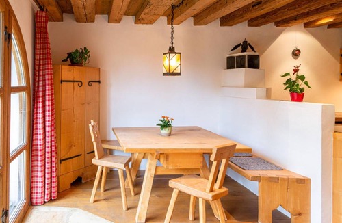 Ebersberg District Apartment | 65 m² Apartment ∙ 2 bedrooms ∙ 5 guests