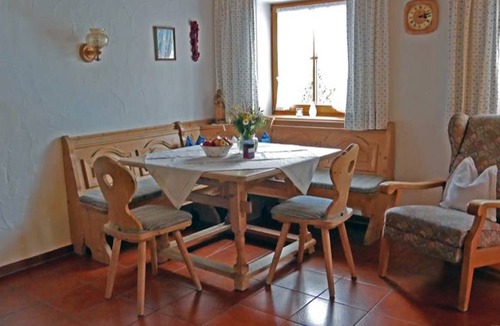 Schleching Apartment | 65 m² Apartment ∙ 2 bedrooms ∙ 5 guests