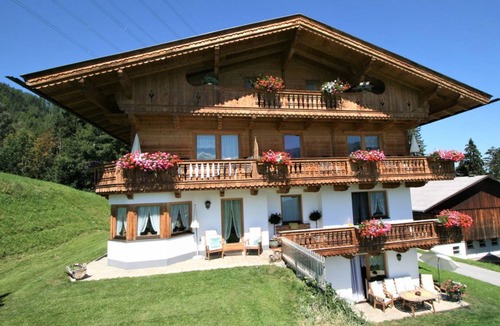 Emberg Apartment | 65 m² Apartment ∙ 3 bedrooms ∙ 6 guests