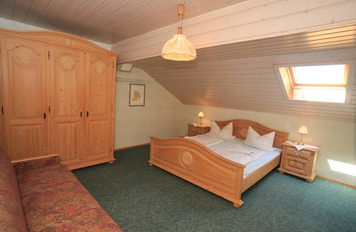 Siegsdorf Apartment | 65 m² Apartment ∙ 2 bedrooms ∙ 4 guests