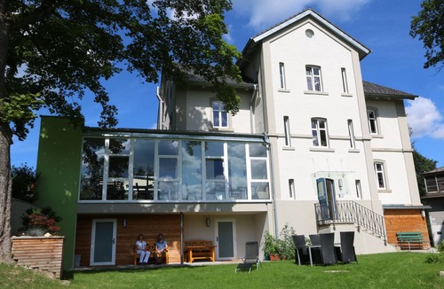 Bad Alexandersbad Apartment | 69 m² Apartment ∙ 2 bedrooms ∙ 6 guests