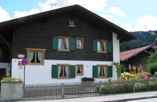Bad Kohlgrub Apartment | 69 m² Apartment ∙ 1 bedroom ∙ 3 guests