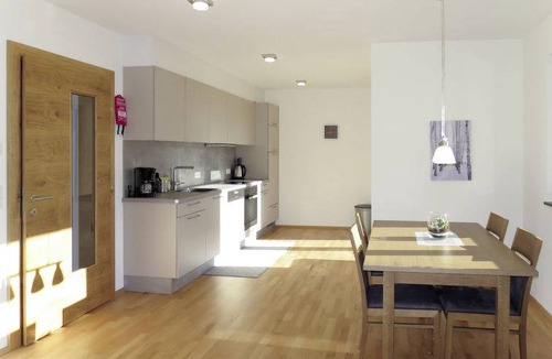 Strass im Zillertal Apartment | 70 m² Apartment ∙ 2 bedrooms ∙ 4 guests