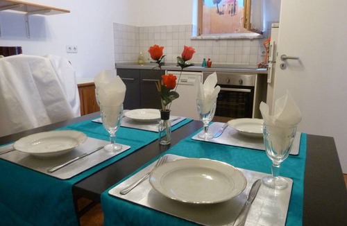 Dachau District Apartment | 70 m² Apartment ∙ 1 bedroom ∙ 5 guests