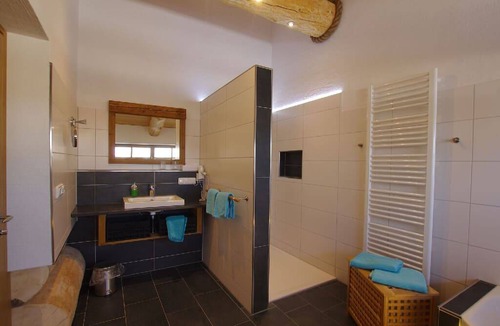 Untertraubenbach Apartment | 70 m² Apartment ∙ 1 bedroom ∙ 2 guests