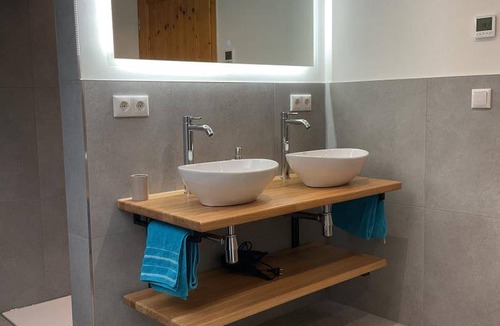 Kienberg Apartment | 70 m² Apartment ∙ 1 bedroom ∙ 4 guests