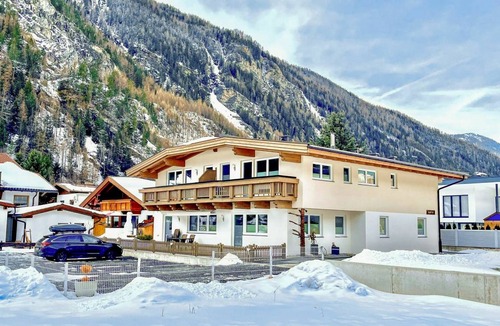 Laengenfeld Apartment | 70 m² Apartment ∙ 2 bedrooms ∙ 6 guests
