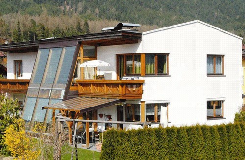 Obsteig Apartment | 70 m² Apartment ∙ 2 bedrooms ∙ 3 guests